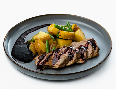 Утиное филе с картофелем по-деревенски